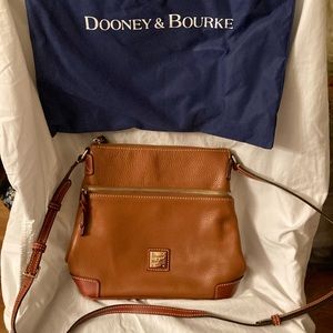 EUC. Brown Crossbody Bag